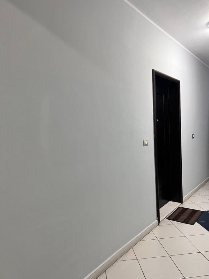 Comfy Apartament Apartman Vlora Kültér fotó